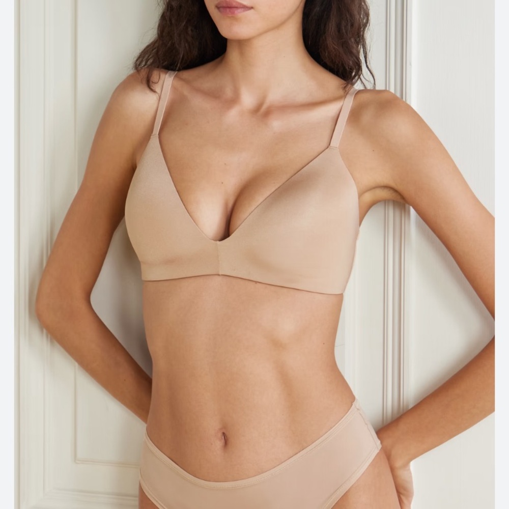 SKIMS Wireless Form T-Shirt Demi Bra - Clay size 32 DD